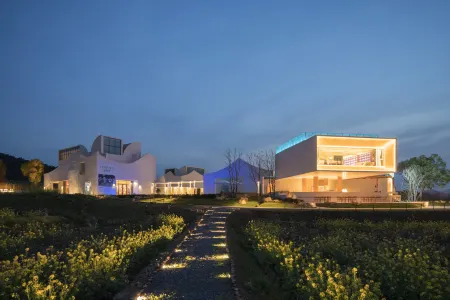 JIA PU JI Art Resort