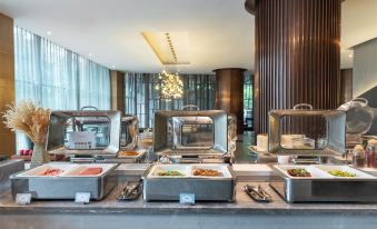 Ramada Hotel at the Port Pool Wharf of Dang Port in Zhenjiang