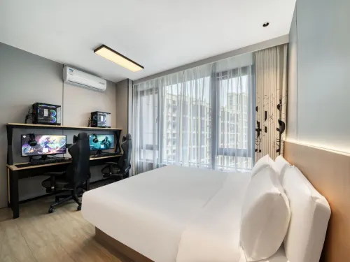 Xiao Hotel （Ten five year old shop）
