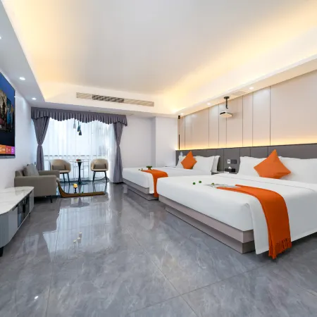 Xunxuan Hotel (Wuyi Square)