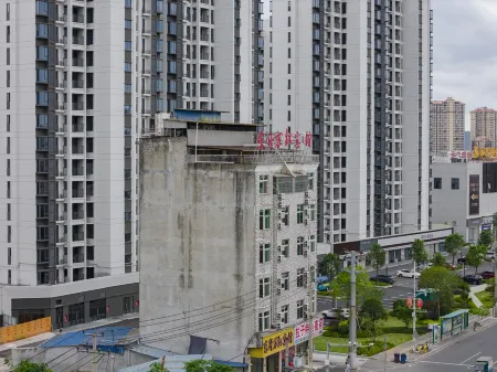 Ruijin Dongsheng Wan Hong Hotel Отели рядом с достопримечательностью «Ruijin Revolutionary Relic Site»