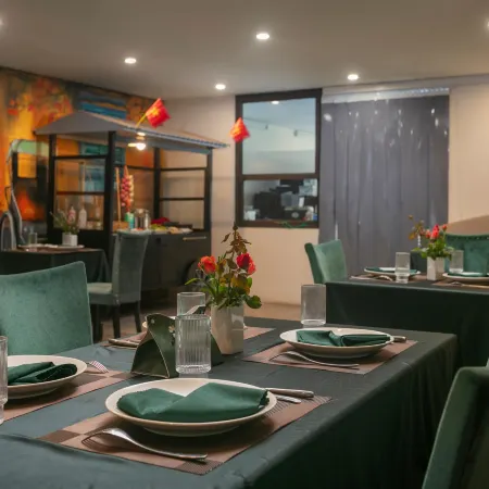 Westlake Pearl Suites & Spa - By Pegasy Group