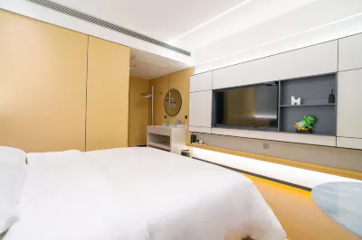cloud hotel