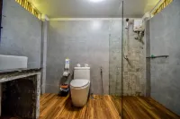 Long Beach Chalet Hotels in Koh Lanta