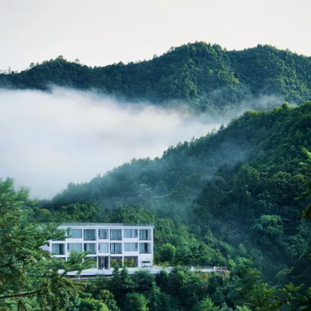 Hehe Zizai Resort