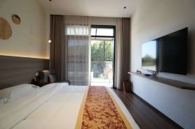 Wuhao Lodge