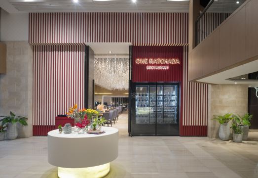 아바니 라차다 온천/수영장