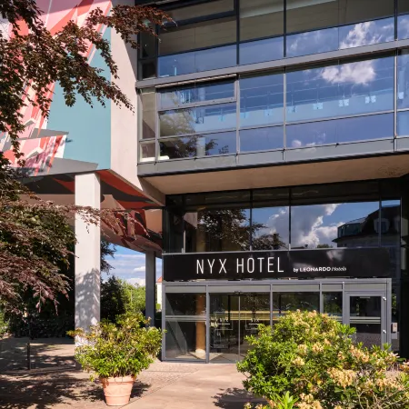 NYX Hotel Berlin Köpenick by Leonardo Hotels Отели рядом с достопримечательностью «Шоневайде»