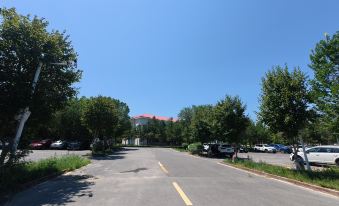 Binglv Garden Resort Hotel (Tianshan International Airport Branch)
