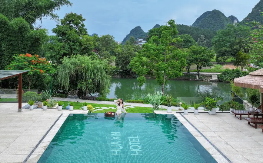 Yangshuo Huaxin Hotel