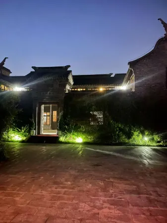 Beyond Business Academy​ Отели рядом с достопримечательностью «Shanghai International Studies University (Wenxiang Road)»