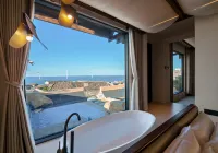 Left Bank Qinglan Sunrise Sea View Manor