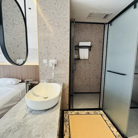 Fengning Jianghong Homestay (No. 3 Courtyard)