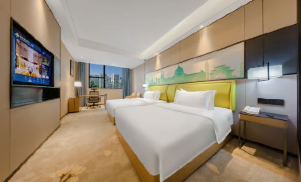 GreenTree Eastern Hotel (Chongqing Jiefangbei Qixinggang Metro Station)