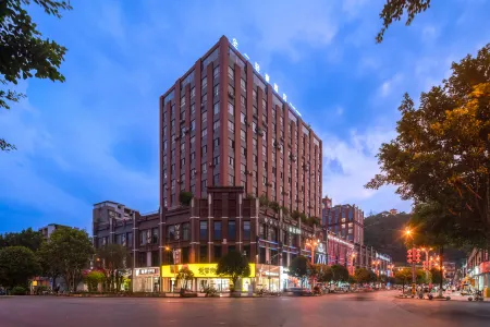 Mabian Quanyi Light Luxury Hotel (Rainbow Bridge)