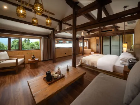 Shuyejie  (Shaxi Ancient Town Branch) Отели рядом с достопримечательностью «Stage at Square Street»