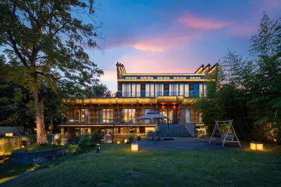 Floral Hotel·Mountain Leisure Home villa Hotel di Qingyang