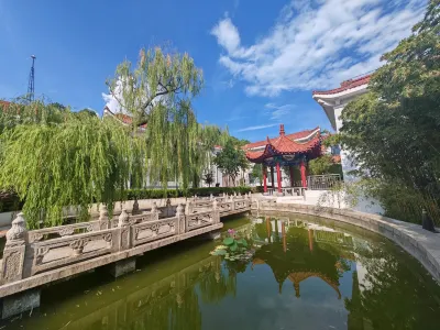 Tongyong Fenghua (Tai'an Jinshan) Resort Center Hotels near Mining Engineering Academy Resources and Environmental Engineering College