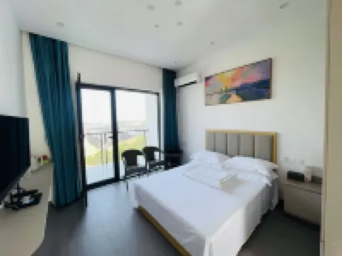 Zhongqing Jingcheng Riverside Mountain Hotel (Hekou Branch) Hotel di Dawu