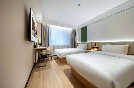 Yuanmufeng Holiday Hotel (Fuqing High-Speed Railway West Station) Отели рядом с достопримечательностью «Shizhu Mountain Scenic Area»