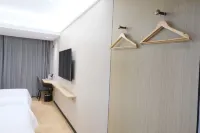 원시앙 친하이 테마 호텔