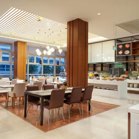 Hilton Garden Inn Zhuhai Hengqin Отели рядом с достопримечательностью «Мир без динамики Star Chita»