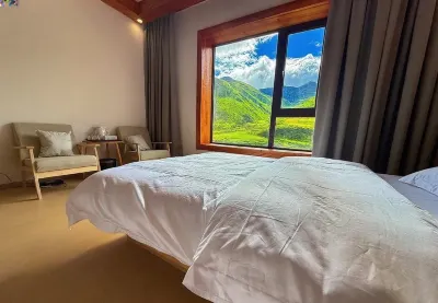 Muya Fengqi Ranch Hotels near Shangmujucun