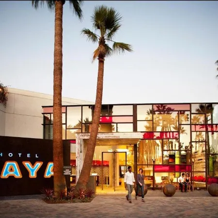 Hotel Maya