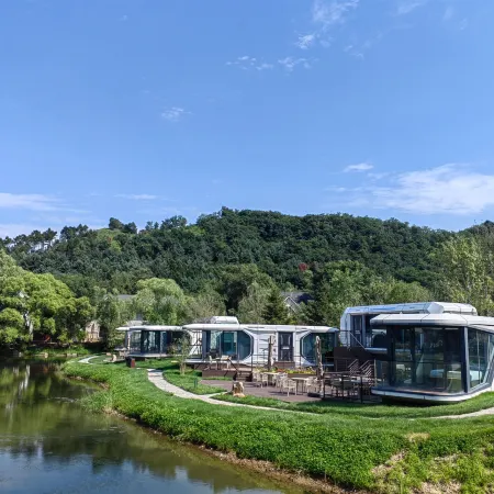 Benxi Bed Seal Lake Hotel
