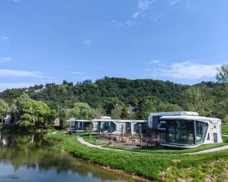 Benxi Bed Seal Lake Hotel 本渓のホテル