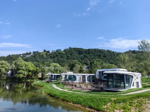 Benxi Bed Seal Lake Hotel