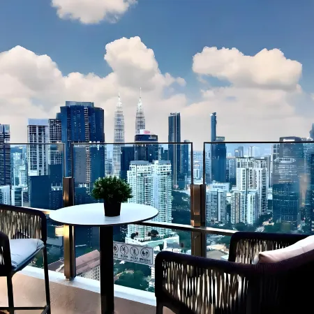 Agile Bukit Bintang by Avery at KLCC【5 mins to Pavilion & TRX+Garden Pool+Free Parking】 Отели рядом с достопримечательностью «Развлекательный центр TREC KL»