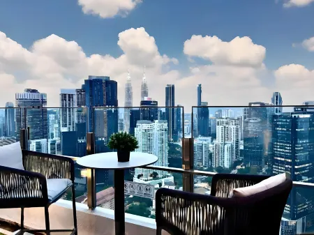 Agile Bukit Bintang by Avery at KLCC【5 mins to Pavilion & TRX+Garden Pool+Free Parking】 Отели рядом с достопримечательностью «UCSI University Block E»