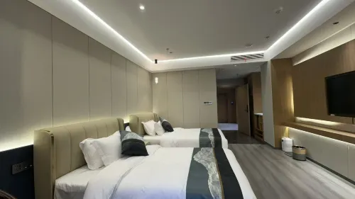 Baiyu County Hepo Handicraft City Jin Gong Hotel