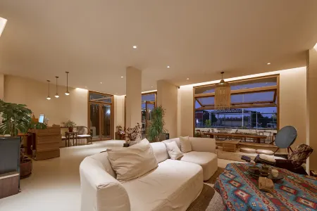 SAANTI Mountain Xi Boutique Stay (Xichong International Coastal Tourism Area Xichong Beach) Отели рядом с достопримечательностью «Международная прибрежная туристическая зона Сичонг»