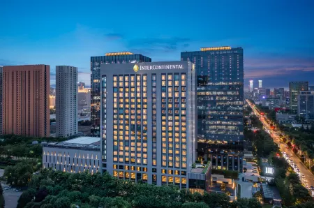 InterContinental Xi'an Hi-Tech Zone Отели рядом с достопримечательностью «Xi'an Printing College of Science and Technology»