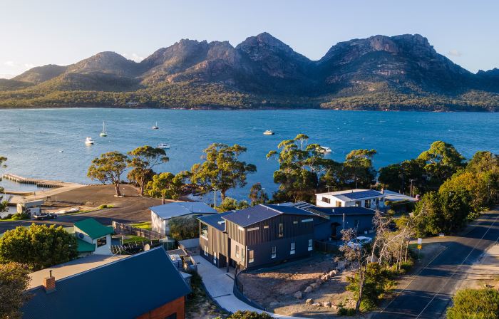 Freycinet on the Bay
