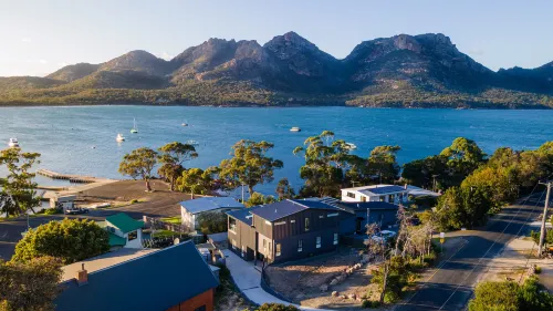 Freycinet on the Bay