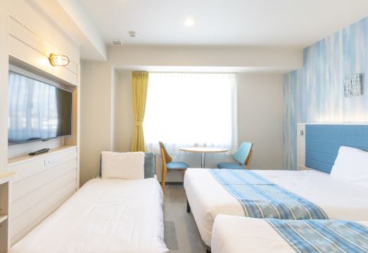 2. 컴포트 호텔 이..