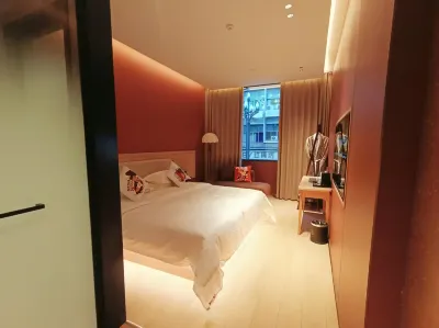Yibin Nezha IP Hotel (Guanying Ancient Street Daguan Pavilion) Hotels in Hejiangmen/Daguan Pavilion
