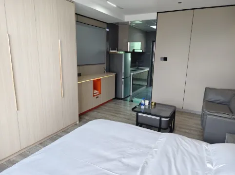 Ruili Lianghao Anxin Smart Apartment