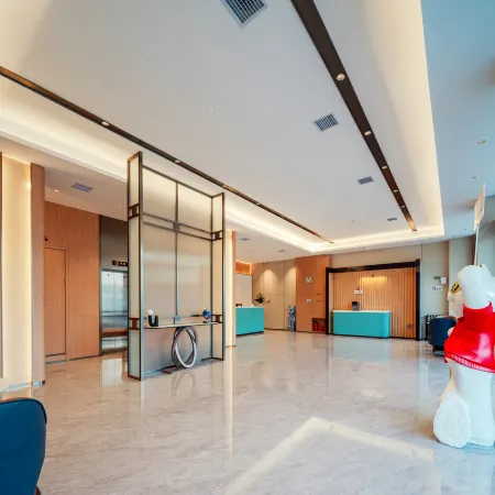 Qingfeng Hotel (Longhui Expressway Exit)