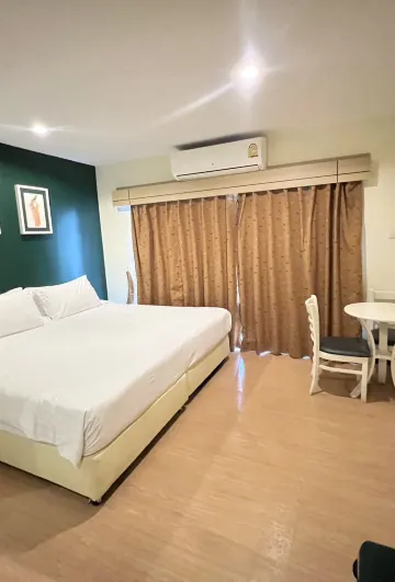 ห้องดีลักซ์ 