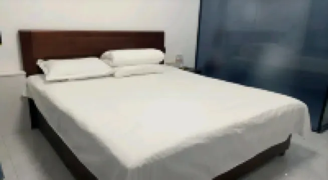 Hongyuan Business Hotel
