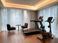 Jinjiang Metropolo Hotel Hotels near Drum Mountain