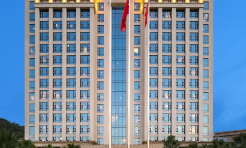 Jianmenguan International Hot Spring Hotel