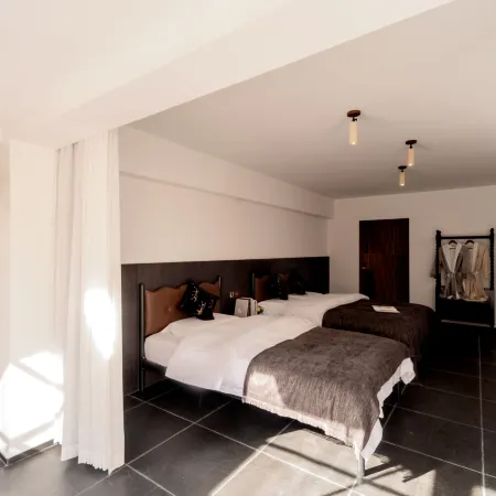 Xunguang Yuegui · Snow Mountain Secret Boutique Stay (Mount Siguniang Scenic Area)