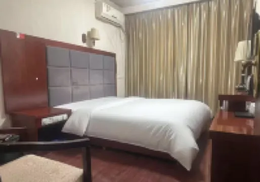 Yuanbao Hotel