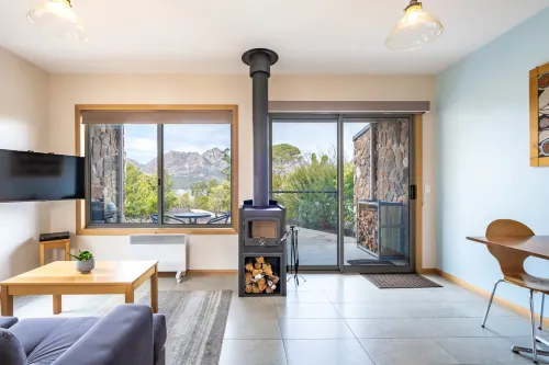 Freycinet Stone Studio 4