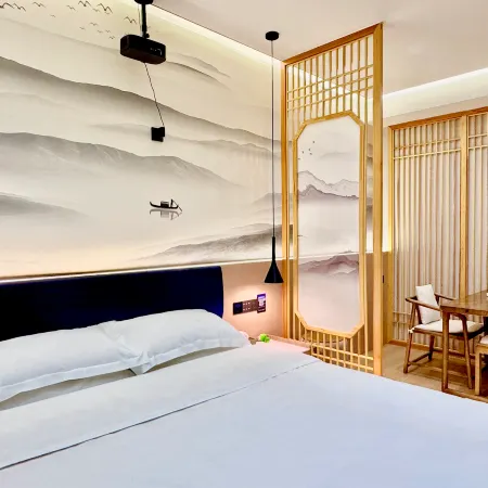 Xinxiang Zimu Hotel (Baolong Plaza)